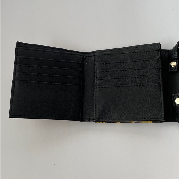 Sunflower Print Crossbody Bag. - Picture 2 of 4